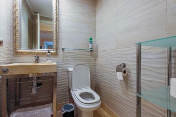 https://cdn.resales-online.com/public/tgsn5kpuas/properties/fad3f5f1108711ecaa340217bc231ef4/w1200/18-cc72f169493c096e712837ff5d8b6e41.jpg?v=1631097357