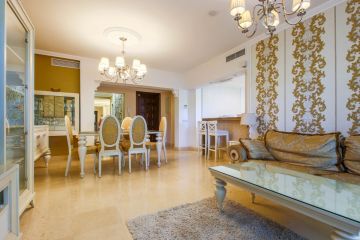 https://cdn.resales-online.com/public/tgsn5kpuas/properties/fad3f5f1108711ecaa340217bc231ef4/w1200/24-613bbc26f32d7013d348ef202dd30a43.jpg?v=1631097357