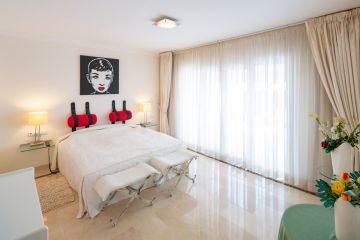 https://cdn.resales-online.com/public/92cqrna9i0/properties/daslalhpkdabztq/w1200/6-241328e1bcc9c0d8ce1222beb6c967a8.jpg?v=1613478441