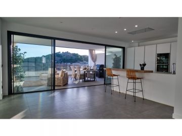 https://cdn.resales-online.com/public/sjfjhu3jtj/properties/1177e8eb1edb11eca97d0217bc231ef4/w1200/18-cc72f169493c096e712837ff5d8b6e41.jpg?v=1632672482