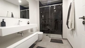 https://cdn.resales-online.com/public/sjfjhu3jtj/properties/1177e8eb1edb11eca97d0217bc231ef4/w1200/3-e898b2bb2a2fdfd06d2c39894dce8316.jpg?v=1632672482