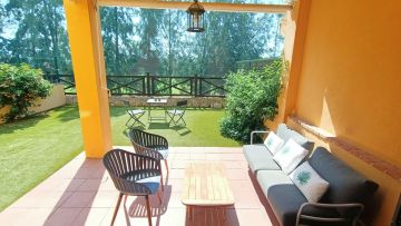 https://cdn.resales-online.com/public/3evhskmhln/properties/07ad1bbc1f8911eca97d0217bc231ef4/w1200/2-5bd7b9d04b45e33852eaf0ec6670150d.jpg?v=1632910434