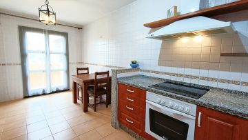 https://cdn.resales-online.com/public/3evhskmhln/properties/07ad1bbc1f8911eca97d0217bc231ef4/w1200/15-11d12f2f454f2f5e9b981fdd8b901d51.jpg?v=1632910434