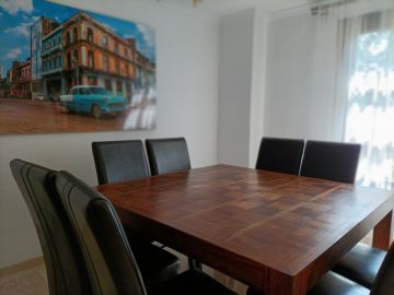 https://cdn.resales-online.com/public/3evhskmhln/properties/07ad1bbc1f8911eca97d0217bc231ef4/w1200/20-d1f7658cbe4ba6cd8666fec30fba80ad.jpg?v=1632910434