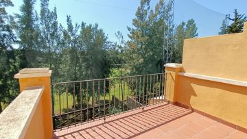 https://cdn.resales-online.com/public/3evhskmhln/properties/07ad1bbc1f8911eca97d0217bc231ef4/w1200/42-3aa90f523689fc5a59d5d37badfe1b6f.jpg?v=1632910434