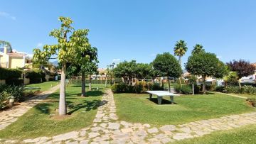 https://cdn.resales-online.com/public/3evhskmhln/properties/07ad1bbc1f8911eca97d0217bc231ef4/w1200/44-a9b00fef606e1a421f9431575315bbcb.jpg?v=1632910434