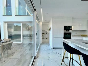 https://cdn.resales-online.com/public/607egr68dk/properties/3a69801c07eb11ecaa340217bc231ef4/w1200/69-54d9999506d2ff9fbab308652c6cf1b0.jpg?v=1661422998