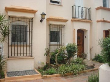 https://cdn.resales-online.com/public/t2k3jmpl4k/properties/nwcbbizepfekzgp/w1200/8-e64a9055bba3e77ac8aca3b893cdf826.jpg?v=1608550851