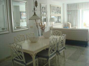 https://cdn.resales-online.com/public/t2k3jmpl4k/properties/nwcbbizepfekzgp/w1200/9-467d0cee5b725f3ef65f102a0c2e69c0.jpg?v=1608550851