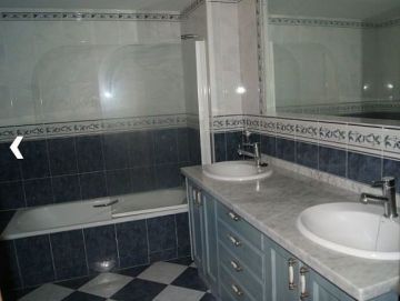 https://cdn.resales-online.com/public/cr1j1bmfb8/properties/d9fe7c7f5b3611eba13006b3c6b82ba8/w1200/6-241328e1bcc9c0d8ce1222beb6c967a8.jpg?v=1611577177