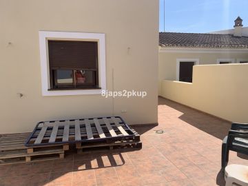 https://cdn.resales-online.com/public/8japs2pkup/properties/4b871b5822b311eca97d0217bc231ef4/w1200/1-7980e48d732b6fc85c14b43b94d2aa54.jpg?v=1633095936