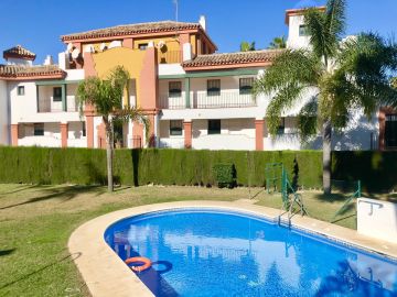 https://cdn.resales-online.com/public/a5ssrfvfdl/properties/294a7f3b318d11eca97d0217bc231ef4/w1200/28-ef19a2c59920e2e087cd278a51b6dbf8.jpg?v=1678191547