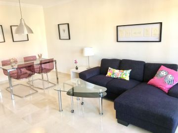 https://cdn.resales-online.com/public/a5ssrfvfdl/properties/294a7f3b318d11eca97d0217bc231ef4/w1200/4-c23c0f86247804fa50226aecd8b0b2c8.jpg?v=1634728640