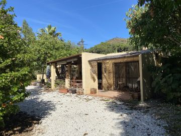 https://cdn.resales-online.com/public/z520bl129f/properties/c84453ee376b11eca97d0217bc231ef4/w1200/18-cc72f169493c096e712837ff5d8b6e41.jpg?v=1636621846