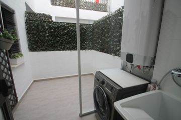 https://cdn.resales-online.com/public/98eevfg45e/properties/aa5e8b0c38a311eca97d0217bc231ef4/w1200/19-d0ed7da2012a09046d307c195d98e7d6.jpg?v=1635508366