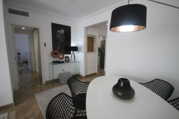 https://cdn.resales-online.com/public/98eevfg45e/properties/aa5e8b0c38a311eca97d0217bc231ef4/w1200/10-bb915d1cb19341576dcdc994b81ab9c5.jpg?v=1635508366