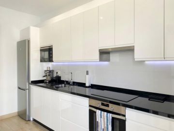 https://cdn.resales-online.com/public/sjfjhu3jtj/properties/652b269142ea11eca97d0217bc231ef4/w1200/2-5bd7b9d04b45e33852eaf0ec6670150d.jpg?v=1636638407