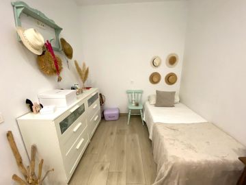 https://cdn.resales-online.com/public/sjfjhu3jtj/properties/652b269142ea11eca97d0217bc231ef4/w1200/13-5fd73dea700db77384c091ca9818b1a9.jpg?v=1662466821