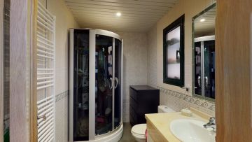 https://cdn.resales-online.com/public/6ocoehzhpl/properties/ba9bdea445fb11eca97d0217bc231ef4/w1200/11-20939a0134ad724a8cb2a801094d15a4.jpg?v=1636977211