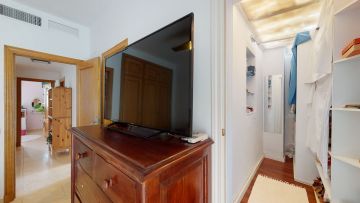 https://cdn.resales-online.com/public/6ocoehzhpl/properties/ba9bdea445fb11eca97d0217bc231ef4/w1200/30-5e8634ec9576c9ad4825a6dec5b5d375.jpg?v=1636977211