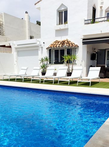 https://cdn.resales-online.com/public/qpsidi4ccn/properties/82d342ea464911eca97d0217bc231ef4/w1200/1-7980e48d732b6fc85c14b43b94d2aa54.jpg?v=1637010981