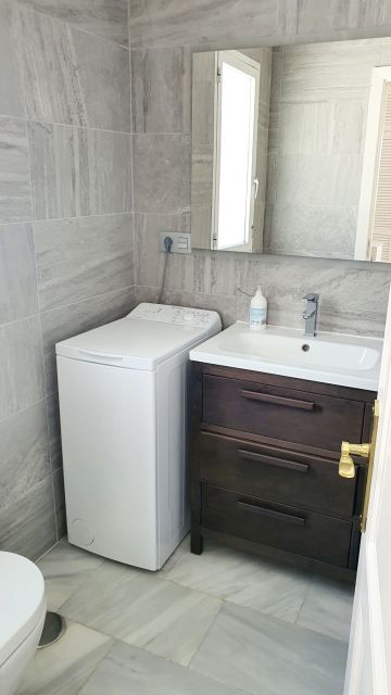 https://cdn.resales-online.com/public/qpsidi4ccn/properties/82d342ea464911eca97d0217bc231ef4/w1200/29-7c2f312881aea9bbe9ddaeb9640e2c9a.jpg?v=1637010981