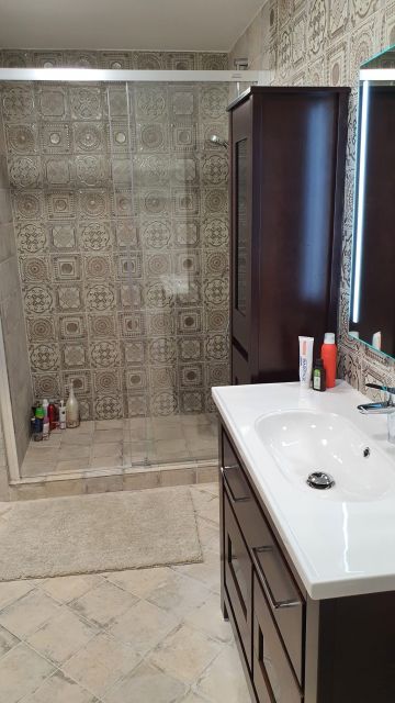 https://cdn.resales-online.com/public/qpsidi4ccn/properties/82d342ea464911eca97d0217bc231ef4/w1200/38-9b9a71c4c46e127e5c6f91a74b158396.jpg?v=1637010981