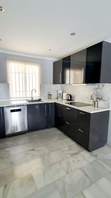 https://cdn.resales-online.com/public/qpsidi4ccn/properties/82d342ea464911eca97d0217bc231ef4/w1200/55-3c1c941a81476b73787f827064fcb30e.jpg?v=1637010981