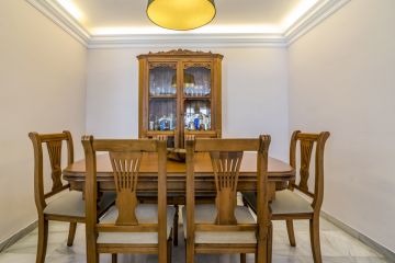 https://cdn.resales-online.com/public/1bqt55a2f5/properties/79579a904eab11eca97d0217bc231ef4/w1200/12-53013098fcab6c38b1379cd33298e050.jpg?v=1637941680