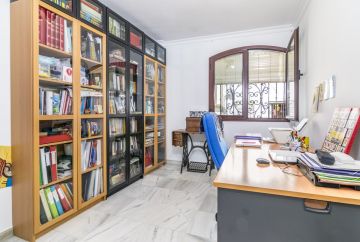 https://cdn.resales-online.com/public/1bqt55a2f5/properties/79579a904eab11eca97d0217bc231ef4/w1200/21-2c707e7c511429b4f8ec4ee5f221ddb6.jpg?v=1637941680