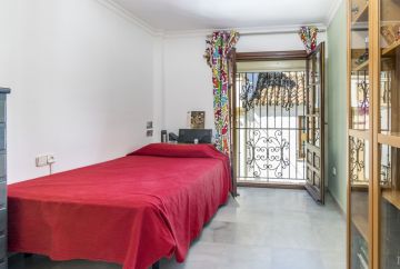 https://cdn.resales-online.com/public/1bqt55a2f5/properties/79579a904eab11eca97d0217bc231ef4/w1200/23-79897b85162c6a486c7a4d1eb46924dd.jpg?v=1637941680