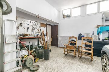 https://cdn.resales-online.com/public/1bqt55a2f5/properties/79579a904eab11eca97d0217bc231ef4/w1200/41-0bdc8f07789df4609410591d8ac779d9.jpg?v=1637941680