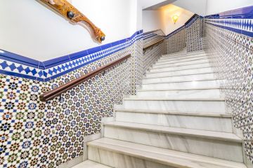 https://cdn.resales-online.com/public/1bqt55a2f5/properties/79579a904eab11eca97d0217bc231ef4/w1200/6-241328e1bcc9c0d8ce1222beb6c967a8.jpg?v=1637941680