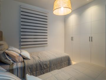 https://cdn.resales-online.com/public/k1850j3m5p/properties/9ea1d67e520511eca97d0217bc231ef4/w1200/28-ef19a2c59920e2e087cd278a51b6dbf8.jpg?v=1638454000