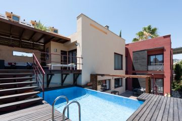 https://cdn.resales-online.com/public/sjfjhu3jtj/properties/8967fe40592a11eca97d0217bc231ef4/w1200/1-7980e48d732b6fc85c14b43b94d2aa54.jpg?v=1639086568
