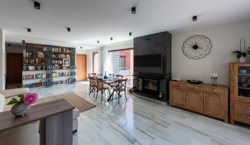 https://cdn.resales-online.com/public/sjfjhu3jtj/properties/8967fe40592a11eca97d0217bc231ef4/w1200/2-5bd7b9d04b45e33852eaf0ec6670150d.jpg?v=1639086568
