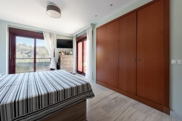 https://cdn.resales-online.com/public/sjfjhu3jtj/properties/8967fe40592a11eca97d0217bc231ef4/w1200/25-45e7a00e8ada30030040e20a35fbccfd.jpg?v=1639086568