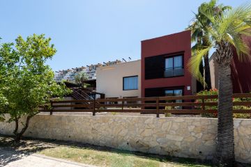 https://cdn.resales-online.com/public/sjfjhu3jtj/properties/8967fe40592a11eca97d0217bc231ef4/w1200/46-0edebaf512af70cdbc38d73d8131be5b.jpg?v=1639086568