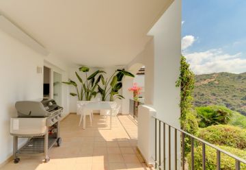 https://cdn.resales-online.com/public/v8b00unuc7/properties/cc68eeaf04ba11ecaa340217bc231ef4/w1200/14-d70dc3102c00d7be0e872dfe1c1f86d7.jpg?v=1629802041
