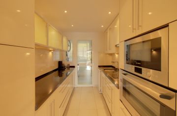 https://cdn.resales-online.com/public/v8b00unuc7/properties/cc68eeaf04ba11ecaa340217bc231ef4/w1200/6-241328e1bcc9c0d8ce1222beb6c967a8.jpg?v=1629802041