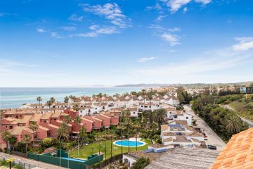 https://cdn.resales-online.com/public/ptqy2bqrx5/properties/c17793ad2fff11eba13006b3c6b82ba8/w1200/26-c684a62c9f160a1f90904dd925da0645.jpg?v=1653049818