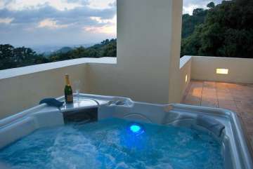 jacuzzi