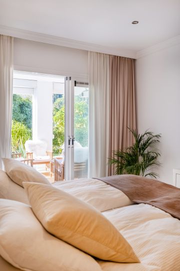 https://cdn.resales-online.com/public/jja1jz8h5h/properties/8f42e85a9f6911eca97d0217bc231ef4/w1200/15-11d12f2f454f2f5e9b981fdd8b901d51.jpg?v=1646807226