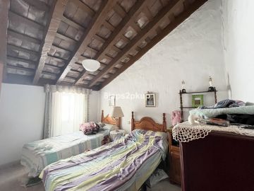 https://cdn.resales-online.com/public/8japs2pkup/properties/0d67d14593c011eca97d0217bc231ef4/w1200/11-20939a0134ad724a8cb2a801094d15a4.jpg?v=1645613040