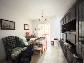 https://cdn.resales-online.com/public/8japs2pkup/properties/0d67d14593c011eca97d0217bc231ef4/w1200/3-e898b2bb2a2fdfd06d2c39894dce8316.jpg?v=1645613040