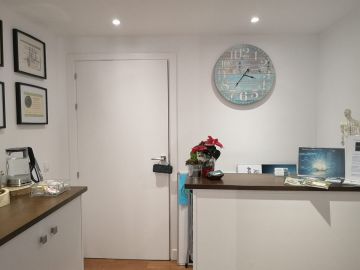 https://cdn.resales-online.com/public/lahrid967e/properties/63c47222a39b11eca97d0217bc231ef4/w1200/16-ec67b526875bf0124b6ce4328a754439.jpg?v=1647272070