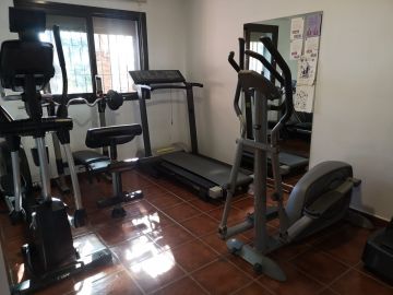 https://cdn.resales-online.com/public/lahrid967e/properties/63c47222a39b11eca97d0217bc231ef4/w1200/18-cc72f169493c096e712837ff5d8b6e41.jpg?v=1647272070