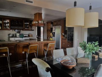 https://cdn.resales-online.com/public/lahrid967e/properties/63c47222a39b11eca97d0217bc231ef4/w1200/3-e898b2bb2a2fdfd06d2c39894dce8316.jpg?v=1647272070