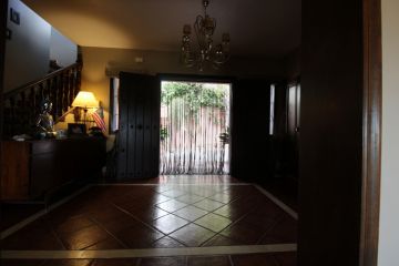 https://cdn.resales-online.com/public/lahrid967e/properties/63c47222a39b11eca97d0217bc231ef4/w1200/24-613bbc26f32d7013d348ef202dd30a43.jpg?v=1648853537