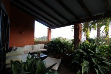 https://cdn.resales-online.com/public/lahrid967e/properties/63c47222a39b11eca97d0217bc231ef4/w1200/29-7c2f312881aea9bbe9ddaeb9640e2c9a.jpg?v=1648853537